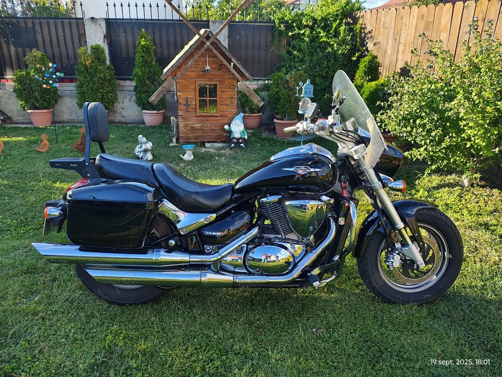 Suzuki Intruder M800 (VZ800)
