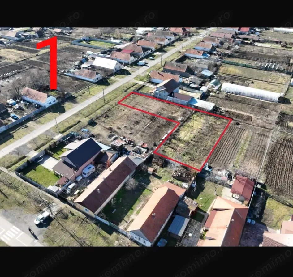 Teren + casa veche la 19 KM DE TIMISOARAcu toate utilitatile pe suprafata parcelei in zona linistita