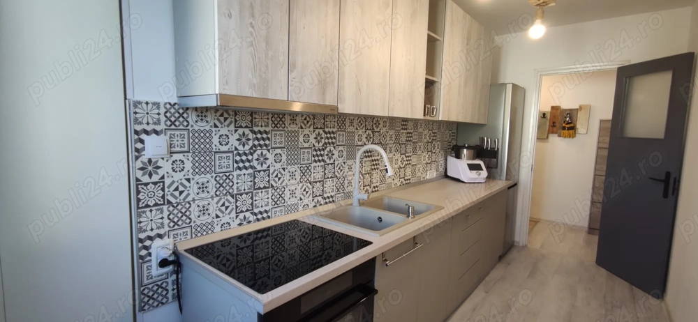 Apartament 2 Camere 55mp  Etaj 3 Complet Renovat - Decomandat 