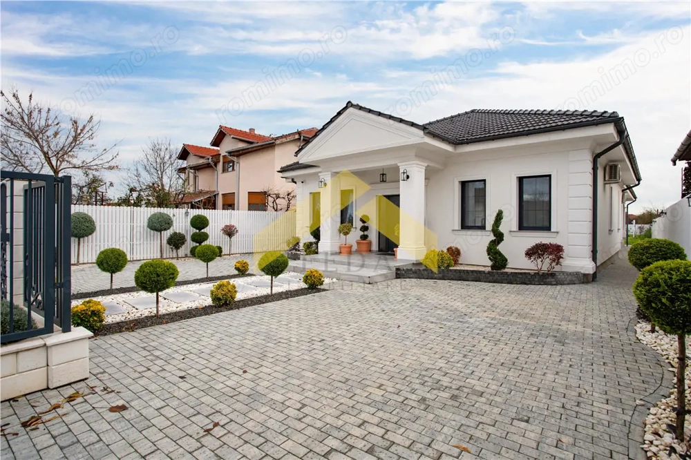 Casa la sol de lux in Mandruloc