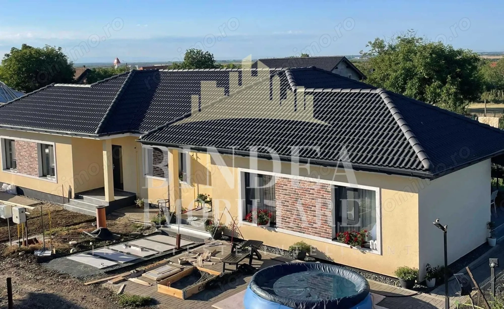 Duplex pe parter, constructie noua, 300mp teren vatra satului Giarmata