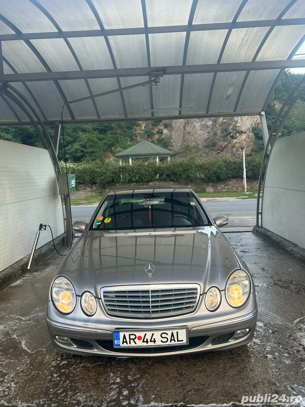 Vand sau schimb mercedes w211 