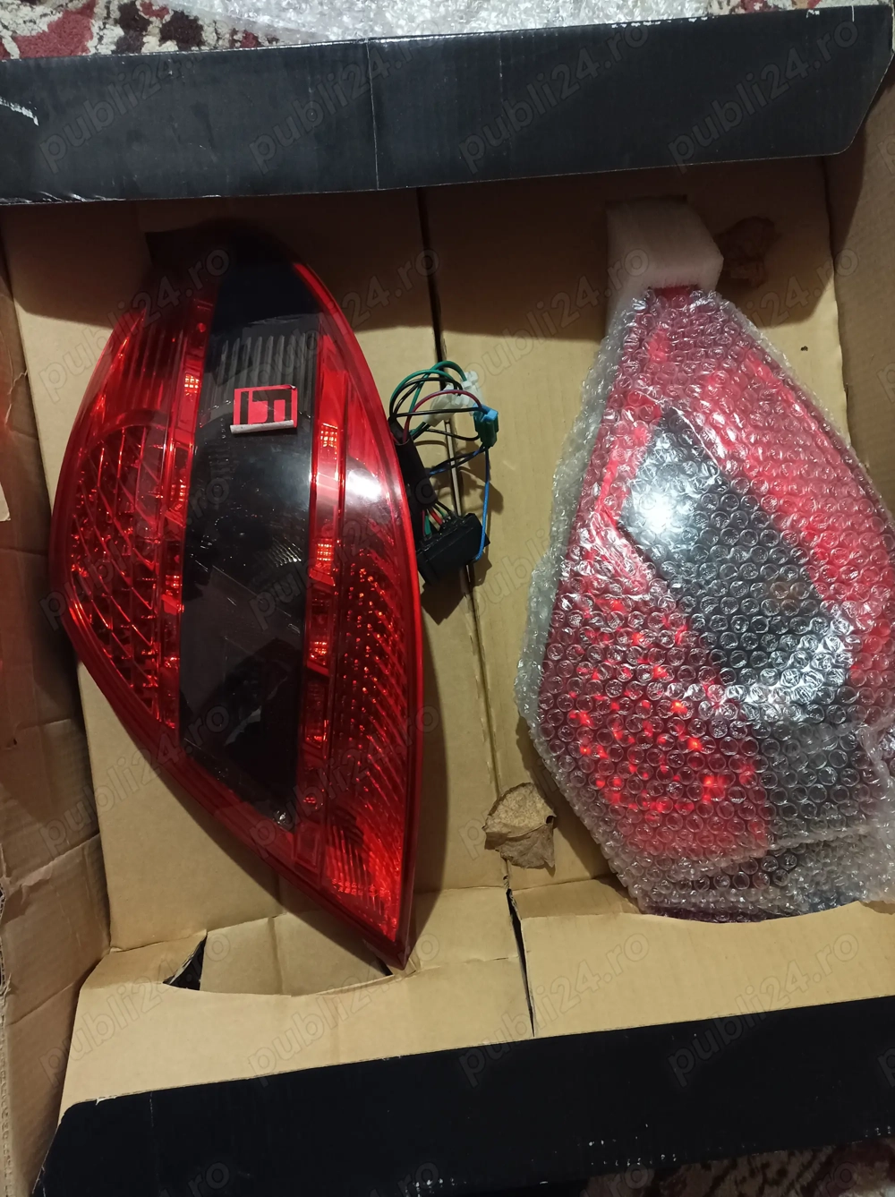 Vînd stopuri Mercedes 