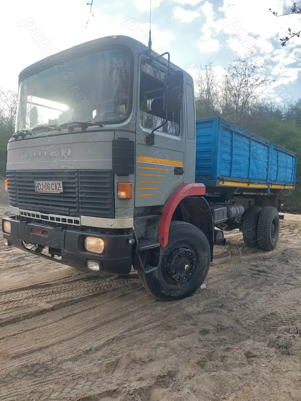 Roman 4x4 cu punti Ab 