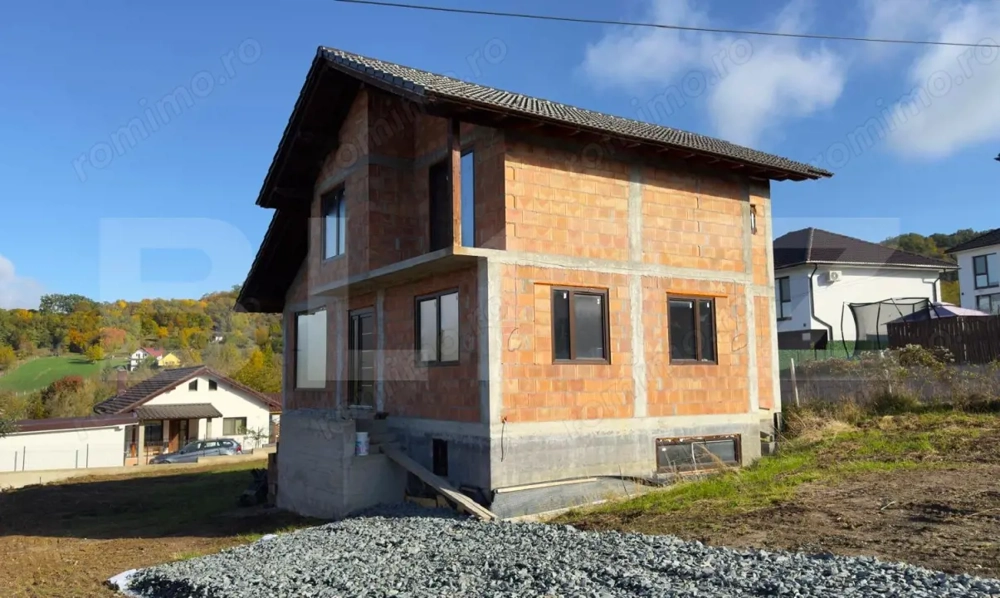 CASA SEMIFINISATA CU MATERIALE PREMIUM, IN ZONA VALEA BUDACULUI