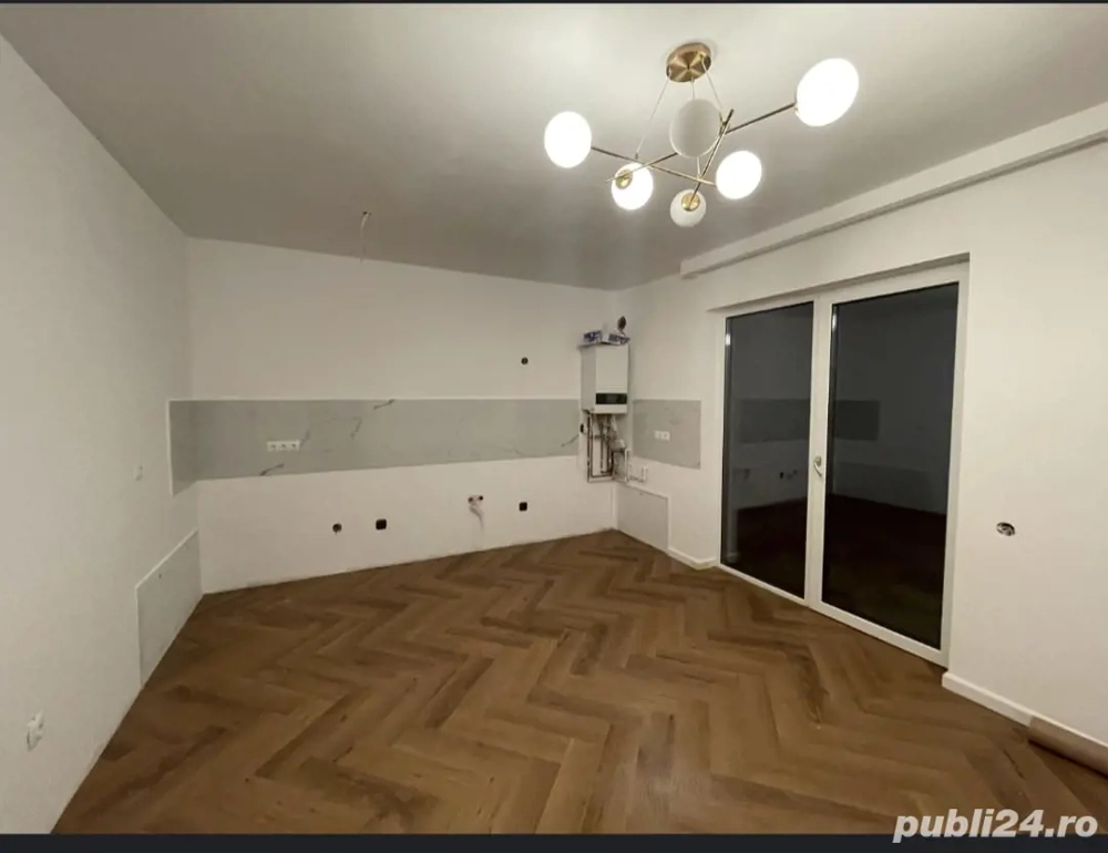 Mester cu experiență  30 de an in Amenajari iterioare execut zugrăveli  la gata  