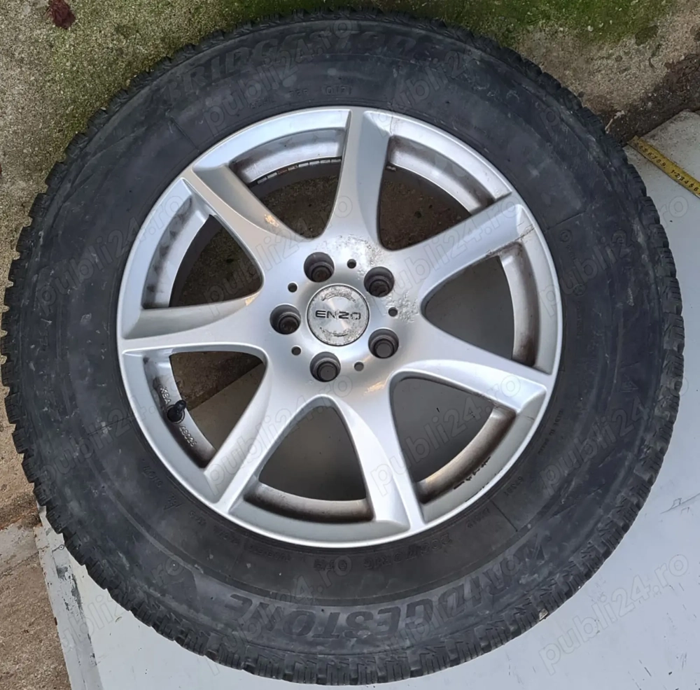 Jante Enzo aliaj + anvelope Bridgestone Blizzak LM001 205/70/ R16