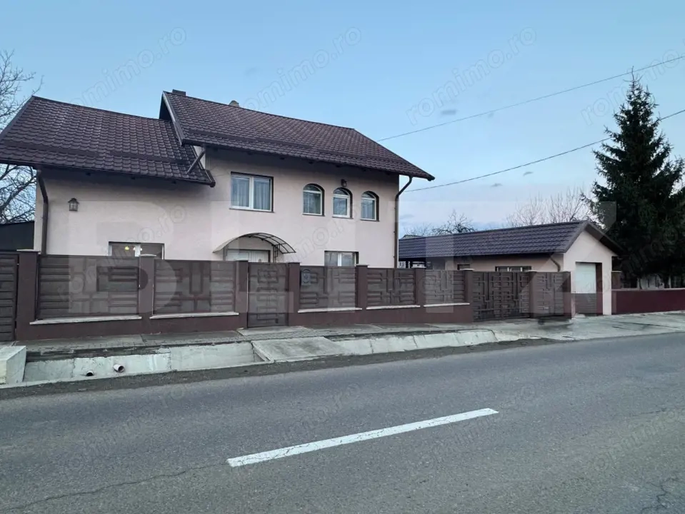 Casa individula de vanzare, 4 camere, zona Mihoveni 