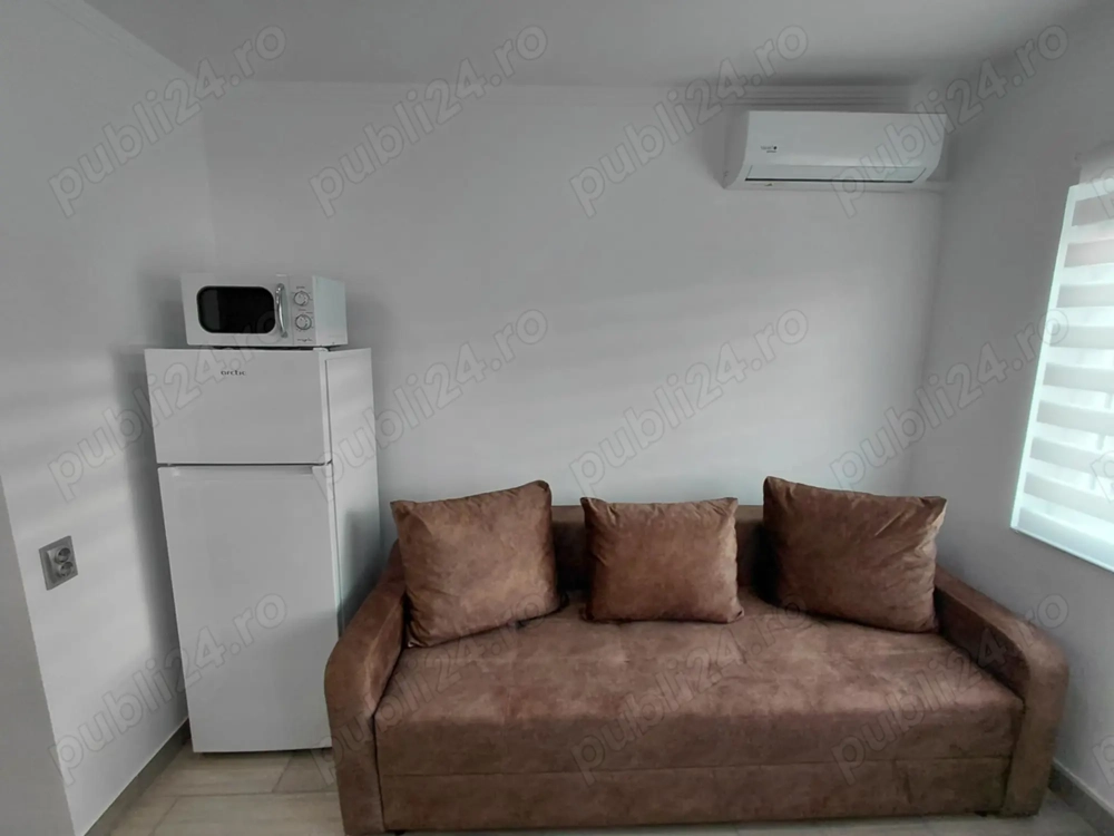 Ofer de inchiriere!!!