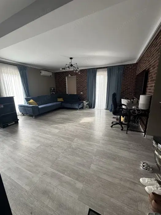 Apartament cu 2 camere mobilat si utilat la doar 2 minute de hotel IQ terasa de 10 mp