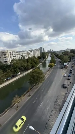 BRASADAS închiriază Sp birouri 200 mp  Etaj 4  Timpuri Noi.