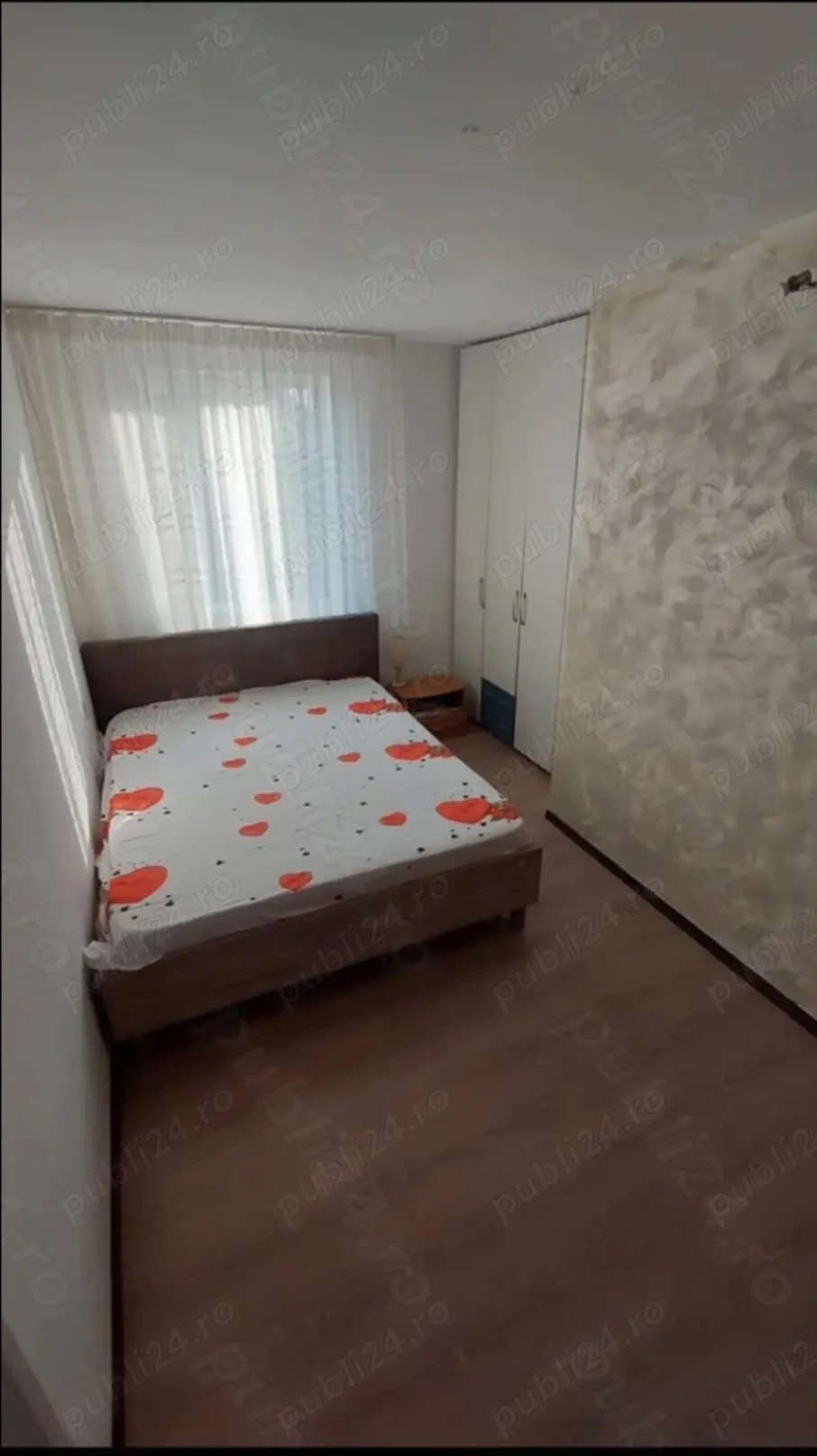 Zonă centrală, Prefectura-Medicină,apartament cu 4 camere de vânzare ,mobilatși utilat 