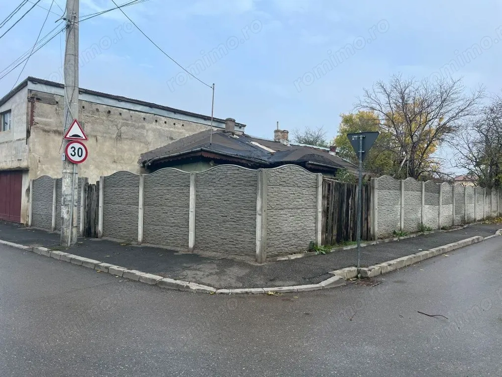 Casa de vânzare Ghencea Srada Nandru nr 45 Particular