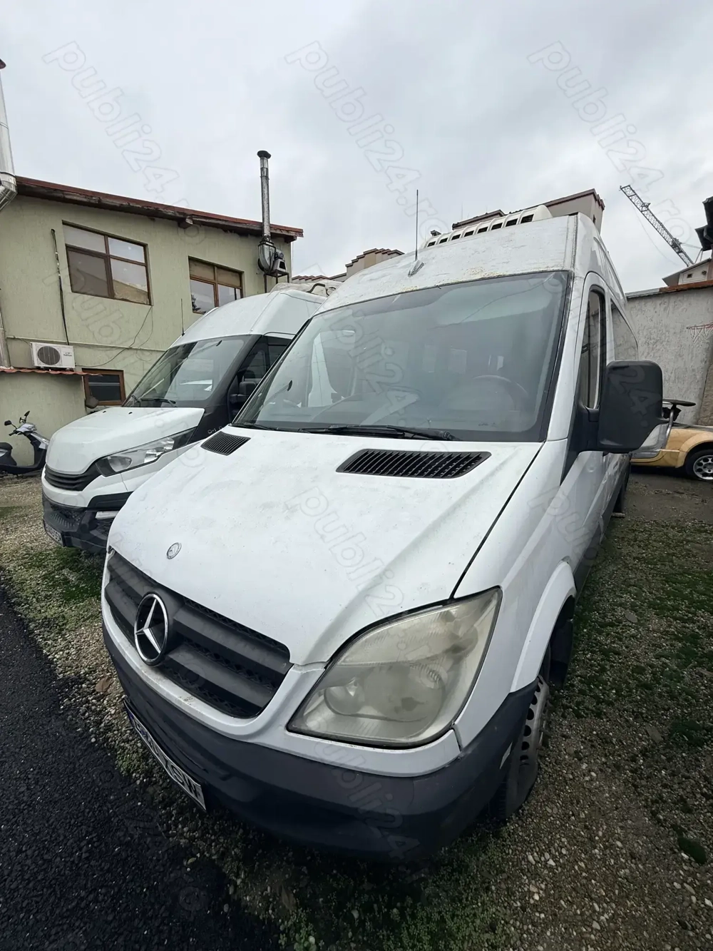 Vand Sprinter Pentru Transport Persoane 20+1 Locuri