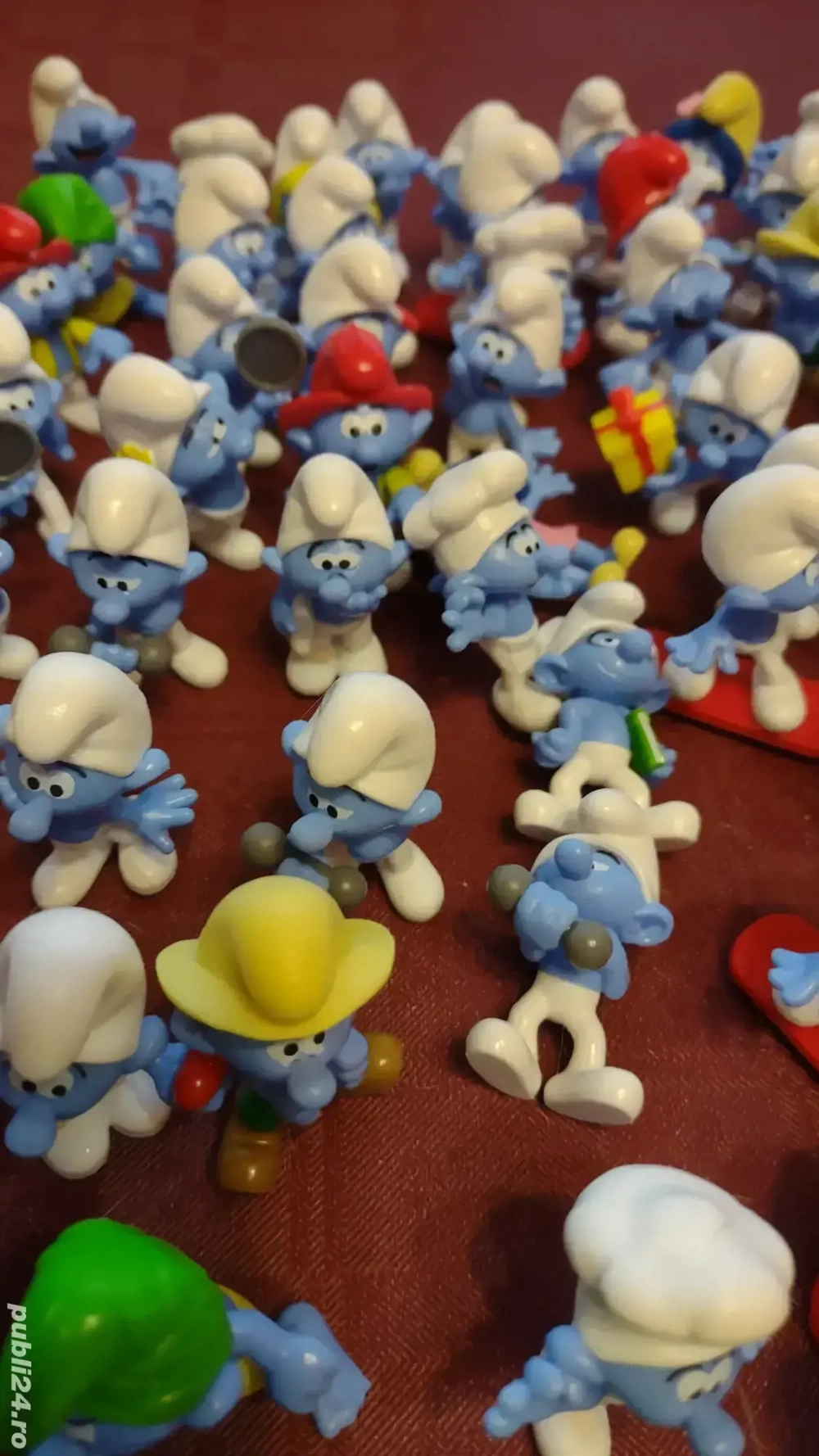 Colecția completă de Ștrumfi Originali.