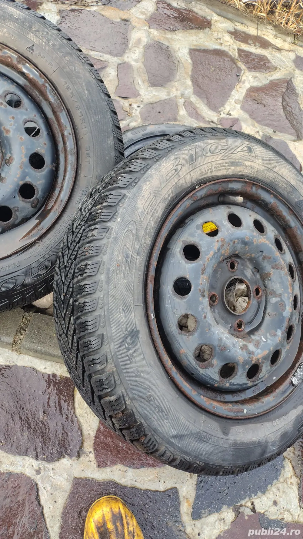 Roți de iarna Ford 4 