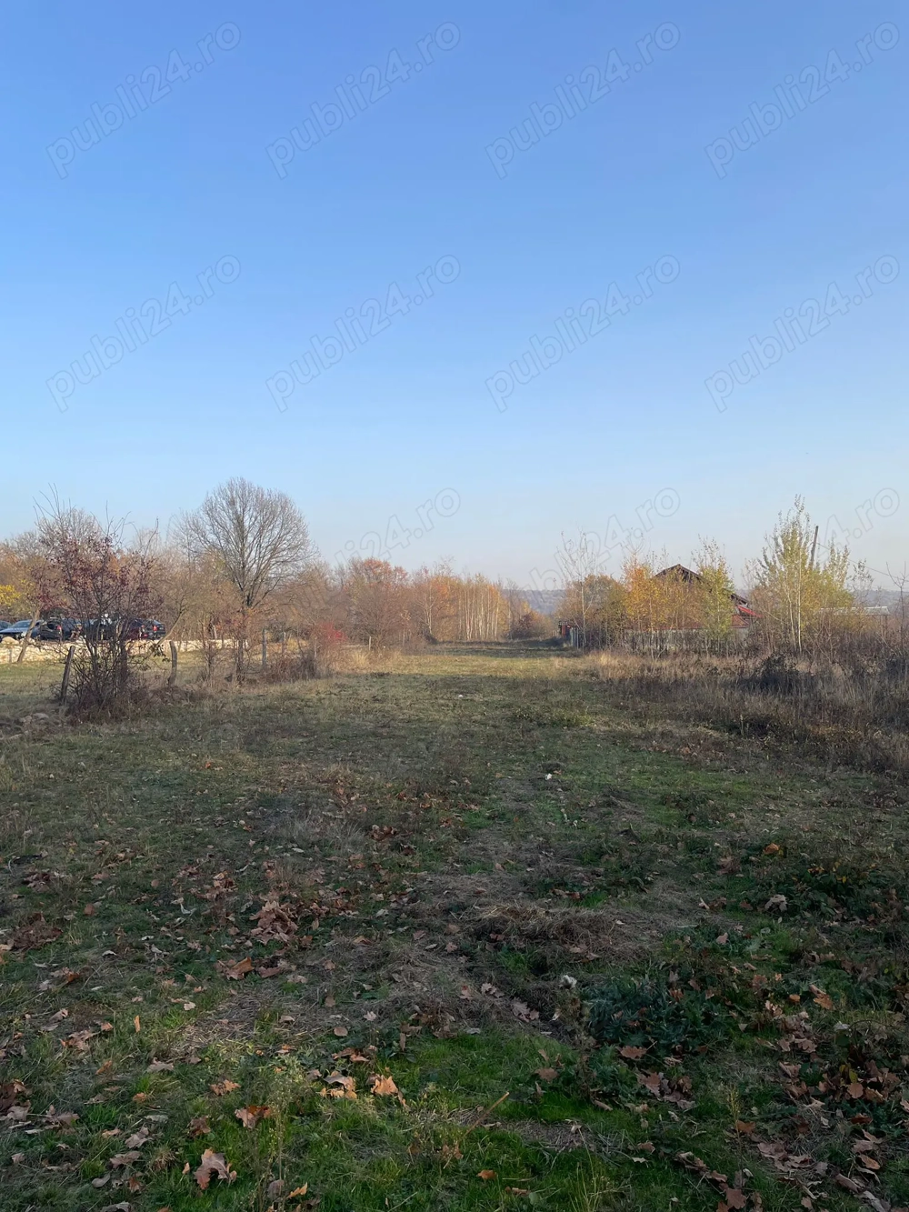 Vând teren intravilan 