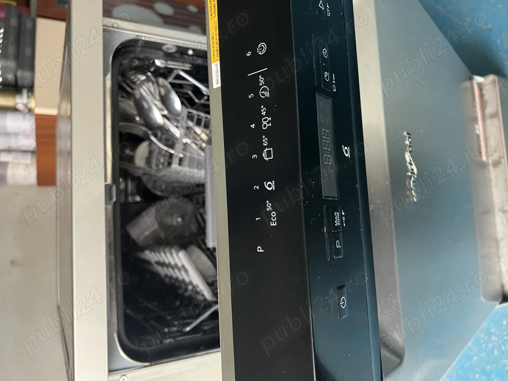 Mașina de spălat vase Whirlpool