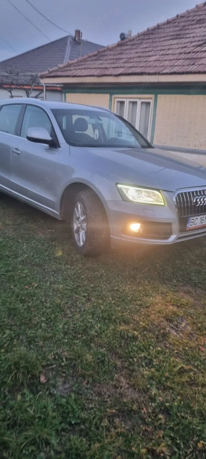 Se oferă spre vânzare Q5