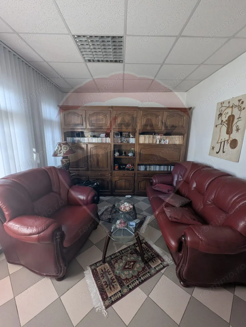 Casă / Vilă cu 5 camere de vânzare în zona Sud