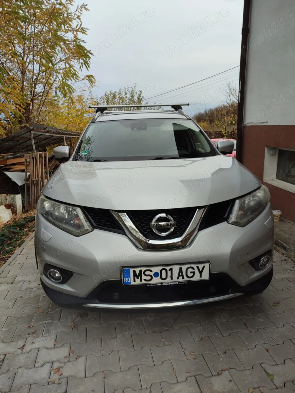 Vând SUV  4x4 Nissan X-Trail, 7 locuri, motor 1,6 diesel  131 cp, din 2015, ,înmatriculat,