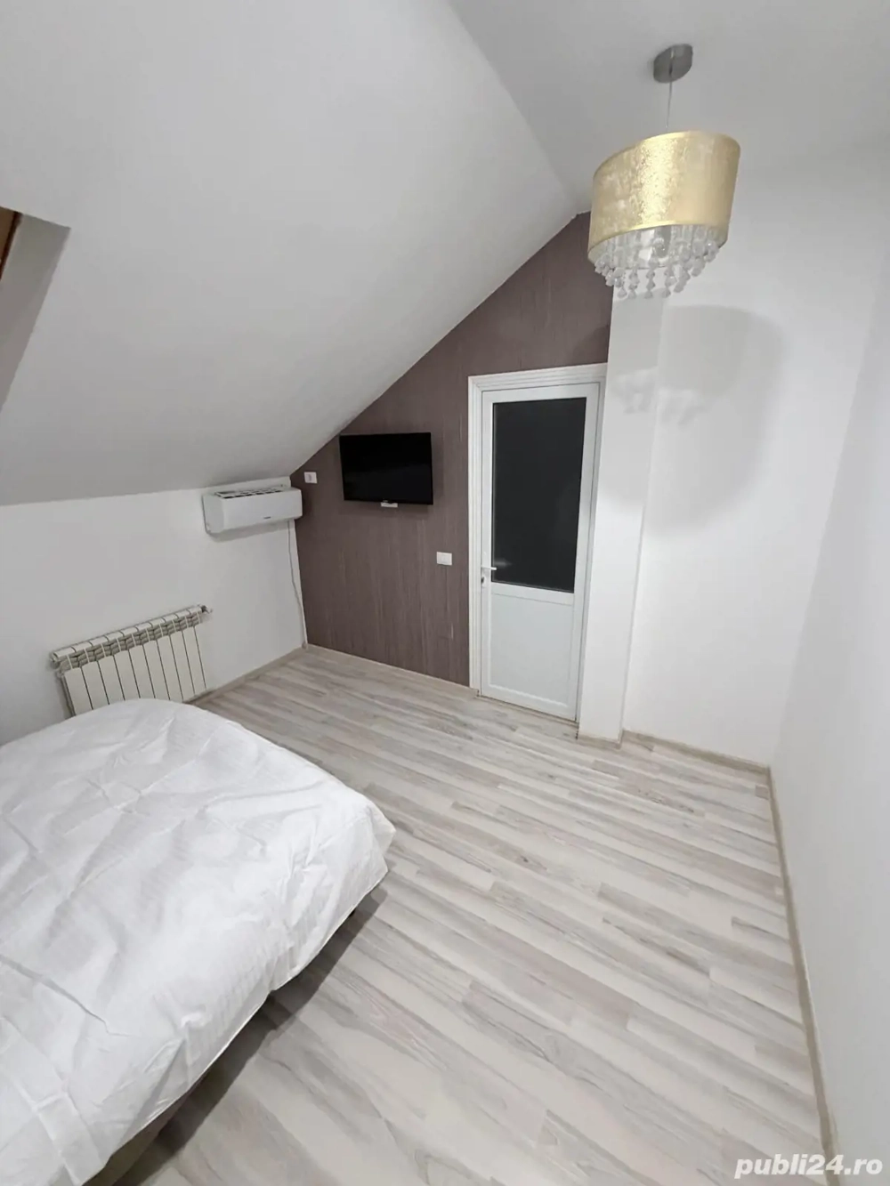 Închiriez camere in regim hotelier 