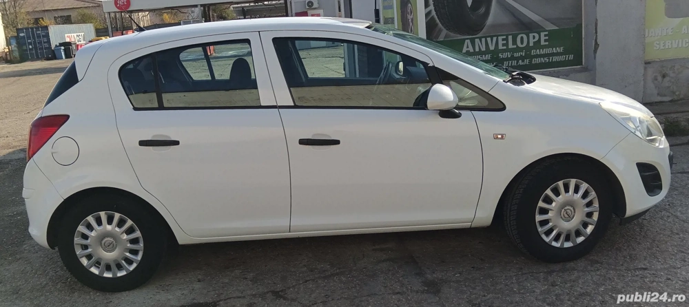 Opel Corsa D 2011