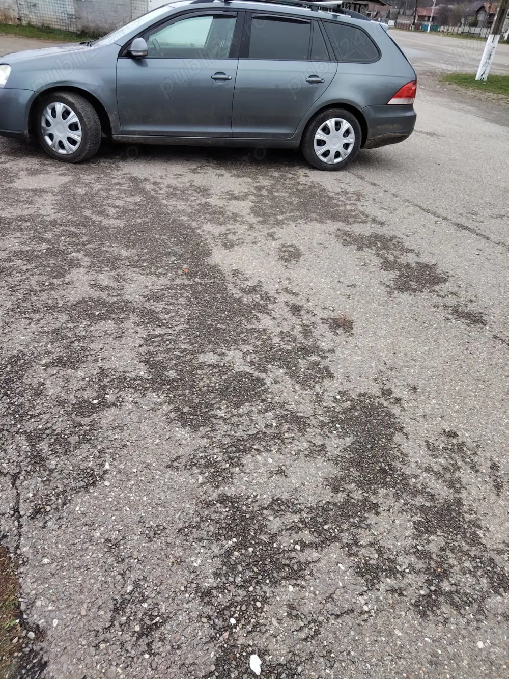 Vând Volkswagen golf 5