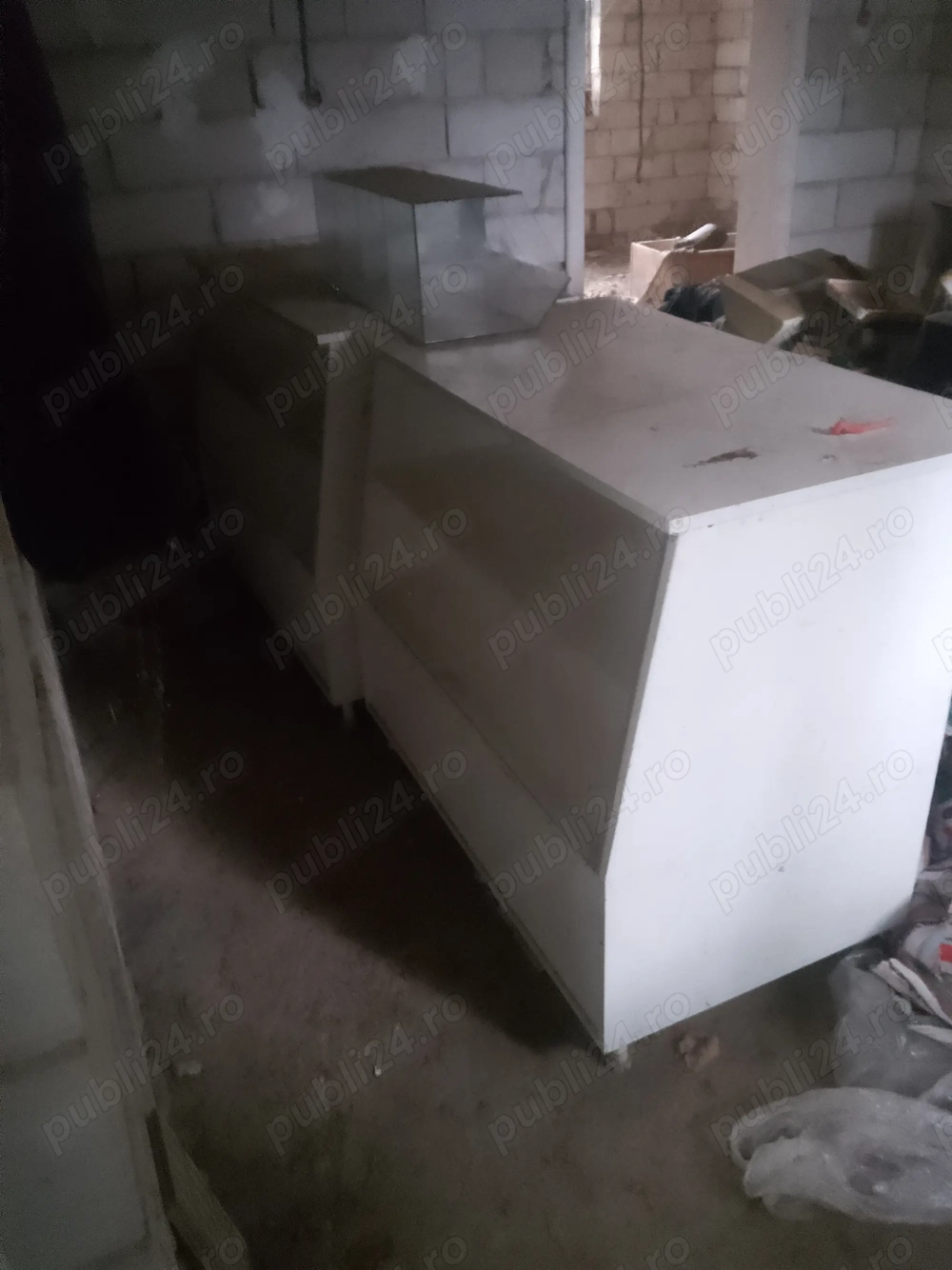 Mobilier magazin alimentar 