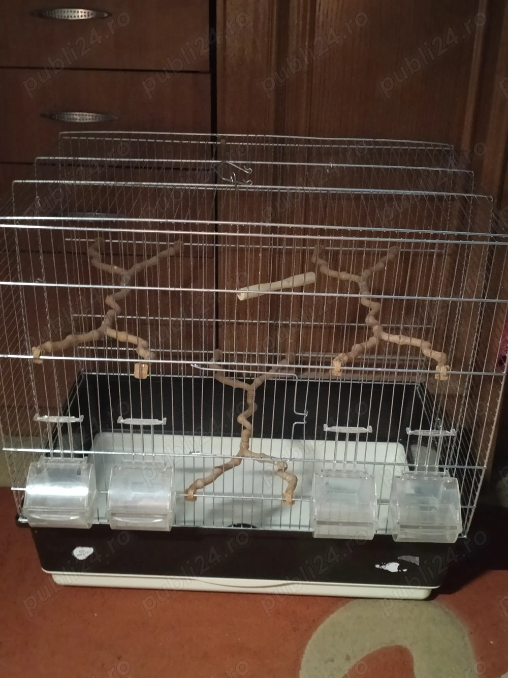 Vând cușcă păsări 