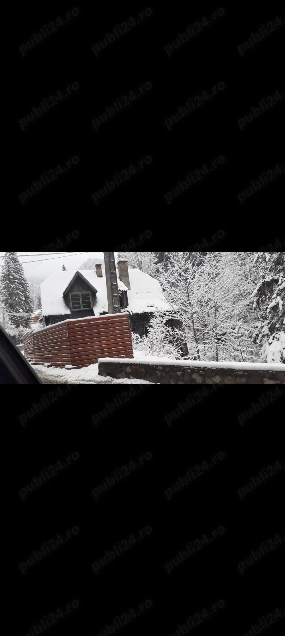 Teren de vanzare in statiunea Lacu Rosu