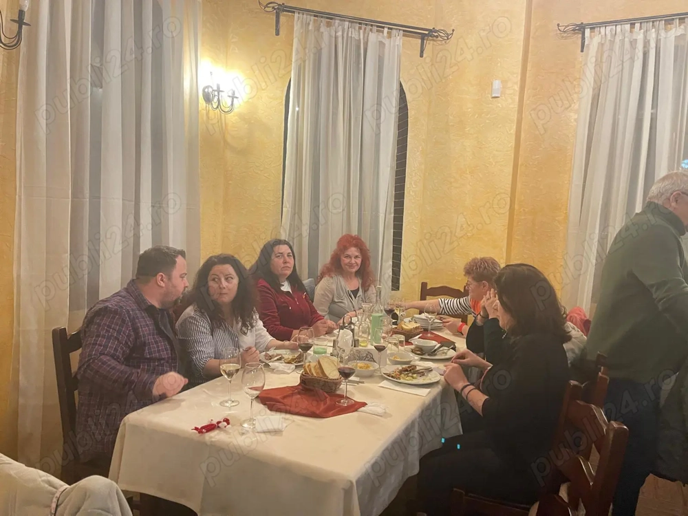 Urgent! Ospatar restaurant Busteni ( cu cazare)