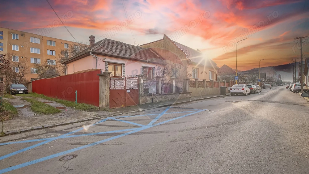 COMISION 0 Casă cu potențial excelent, teren 446 mp, Strada Fanionului