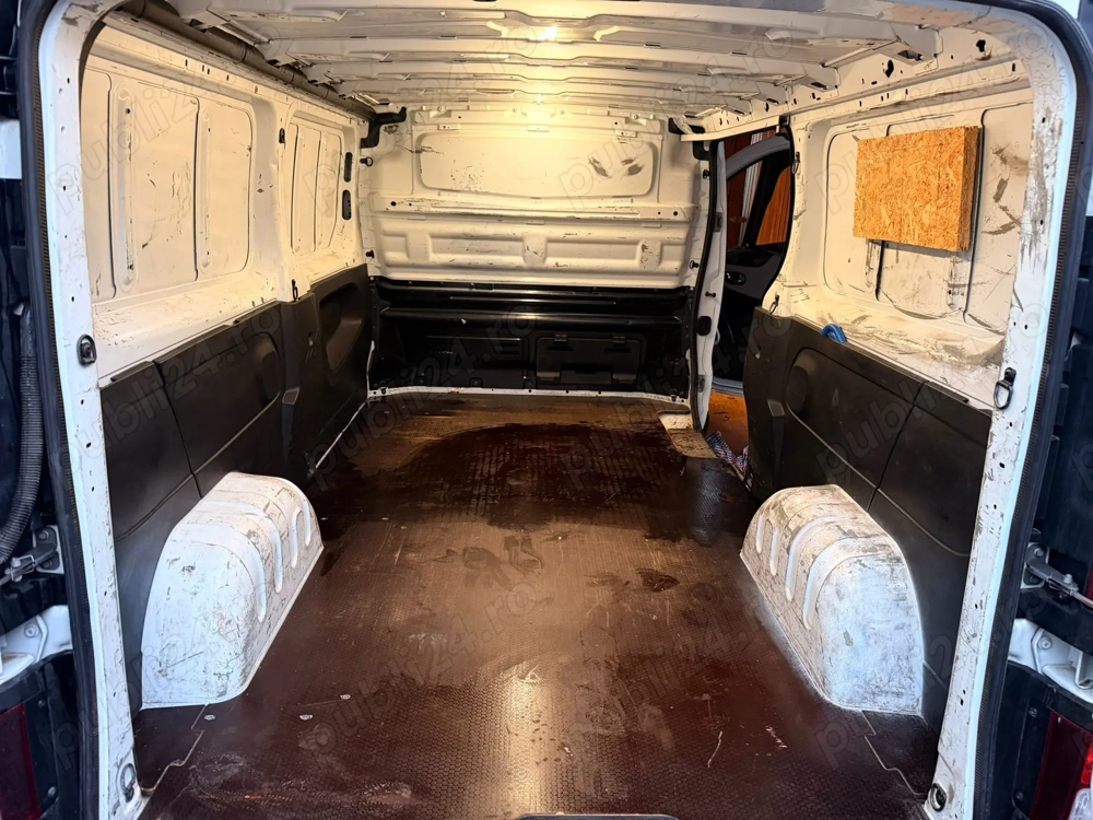 Vând Renault Traffic în stare foarte buna