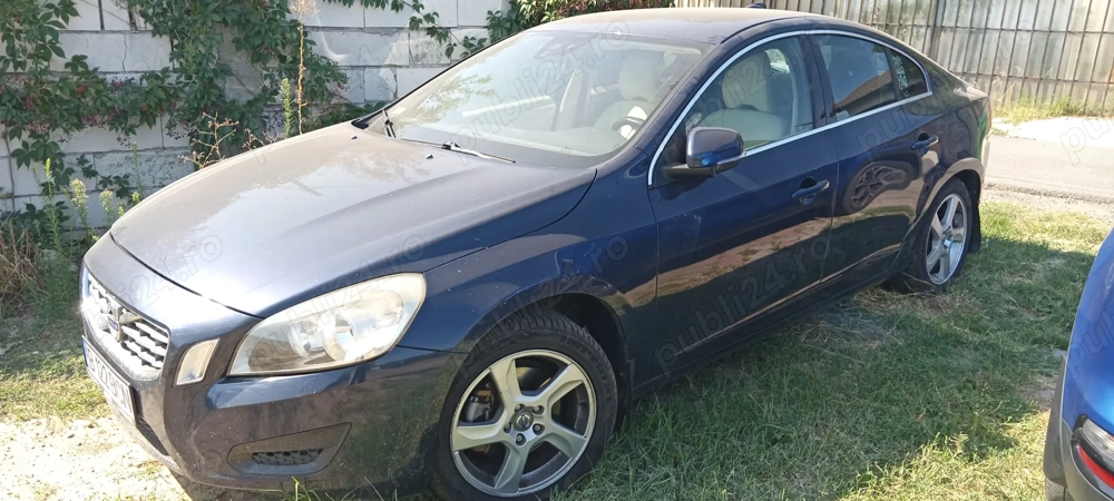 Vanzare autoturism  Volvo S60, excelent puternic si bine intretinut