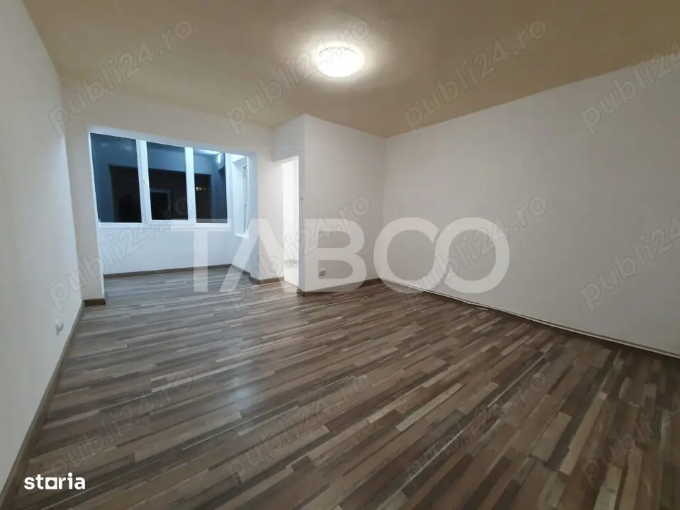 Garsonieră blocul turn C la parter 