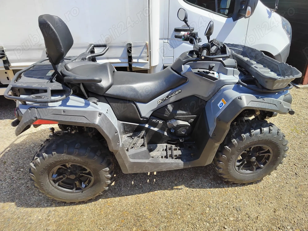 De vânzare paturi ori patru anvelope noi ulei filtre 2 seturi anvelope an 2022 cumpărat de nou este 