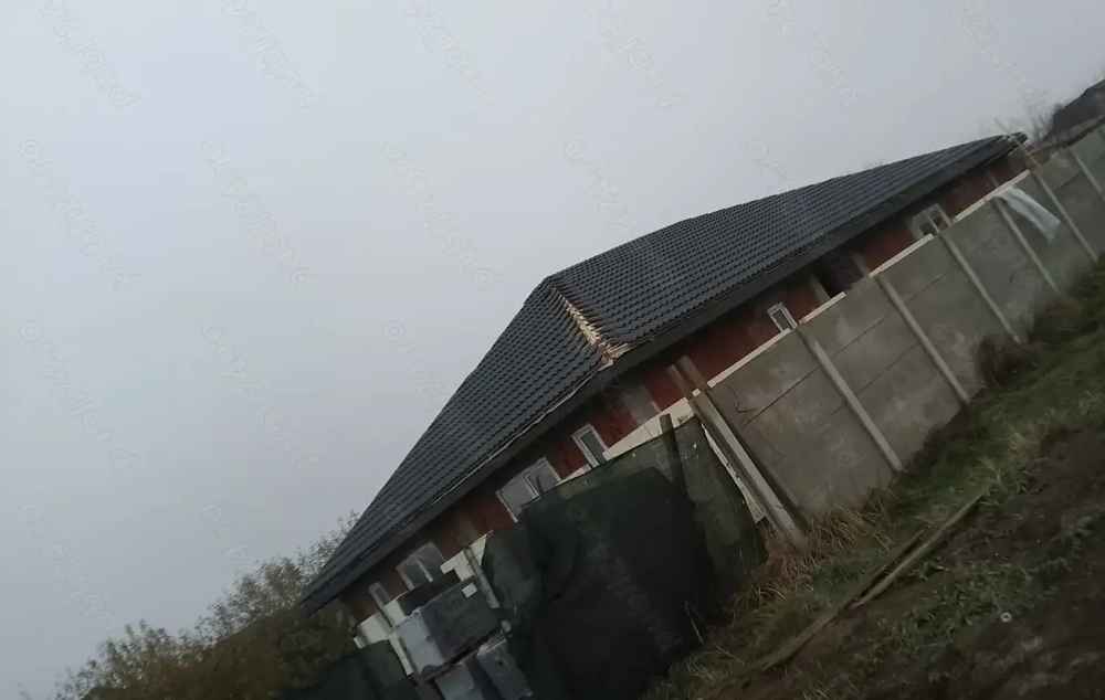 Casa in Dumbravita jumătate duplex  la cheie 