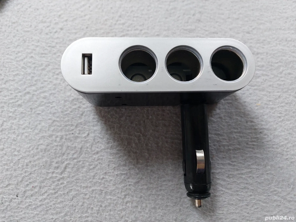 Adaptor bricheta auto USB si 3 porturi bricheta.