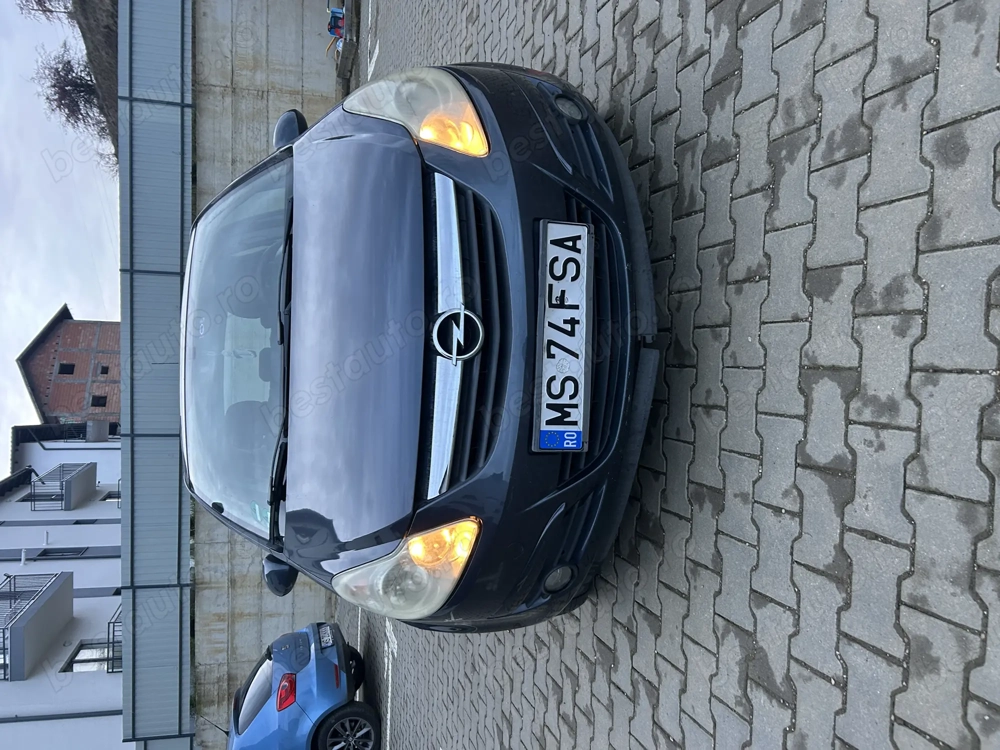 Se vinde Opel Corsa D 1.4 benzină 