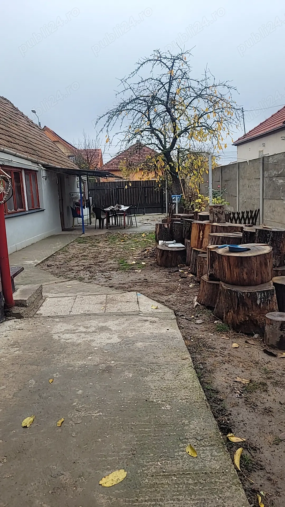 Vand casa în Ghiroda