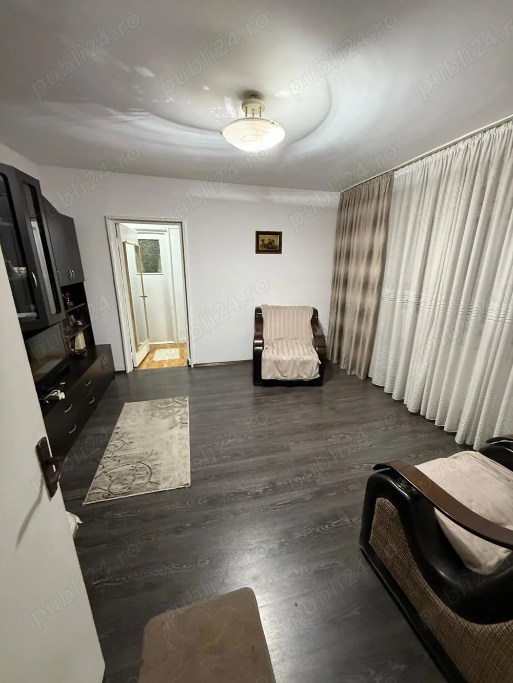 Apartament 2 camere semidecomandat   Spitalul Militar