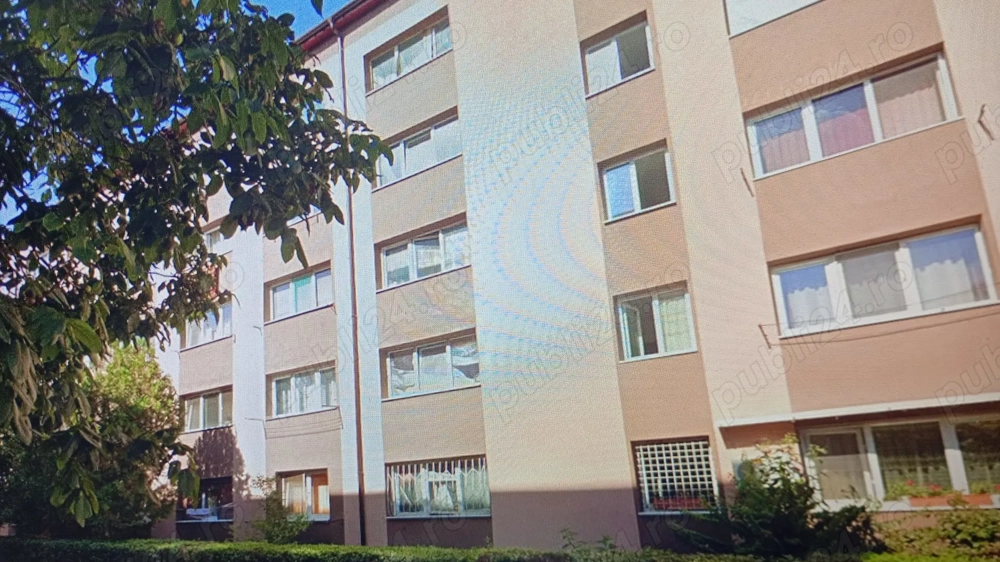 Proprietar vand garsoniera 17 mp, zona UMT str Babadag nr 2