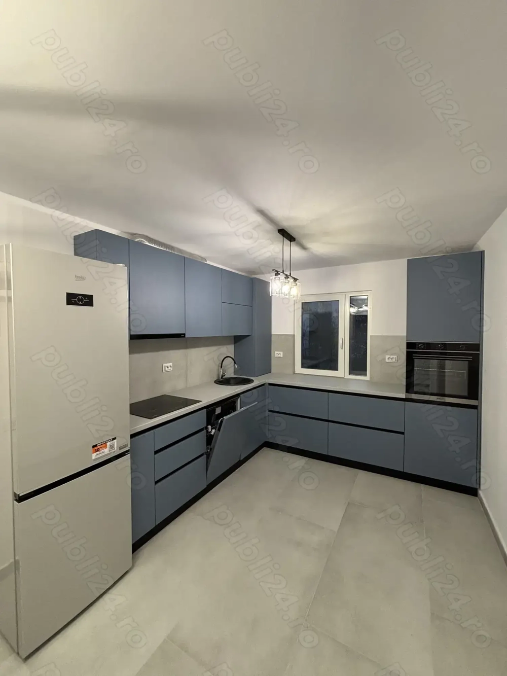 Apartament 4 camere, modern, renovat 2025, lângă stația de autobuz - gata de mutat!