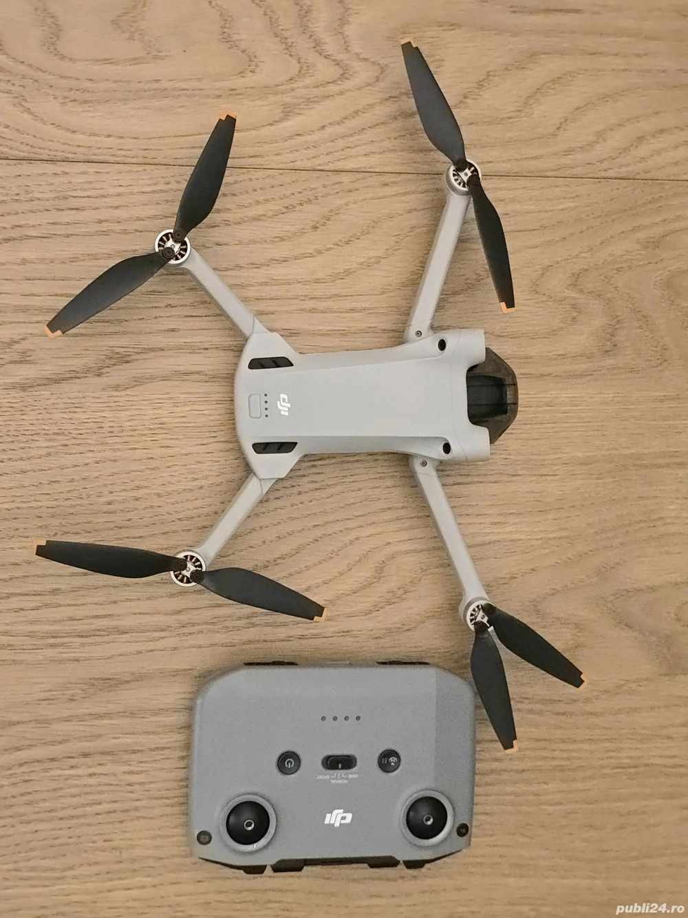 Drona DJI Mini 3 Pro, 13 incarcari baterie