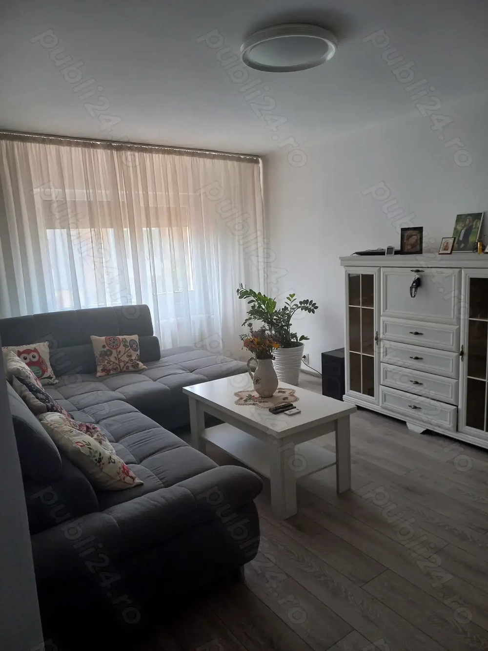 Schimb apartament 3 camere, transformat în 4, cu apartament 2 camere +diferența 
