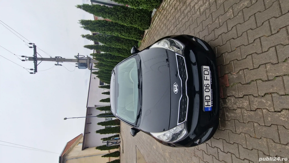Vand sau Schimb Kia Rio 2013