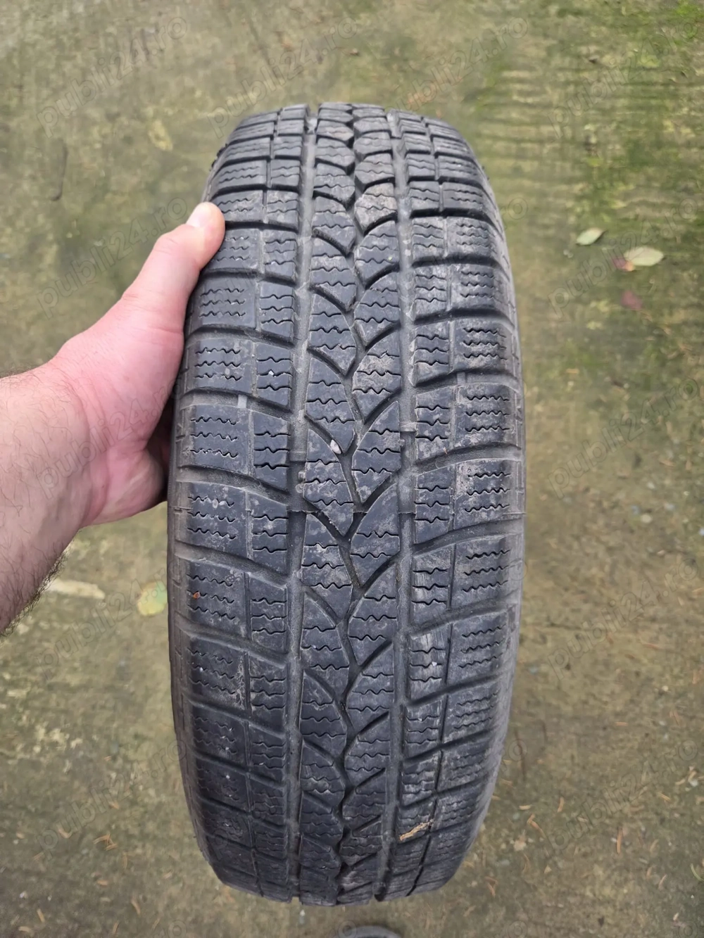 Vand cauciucuri de iarna Tigar winter, folosite,14/70/175, 30 de lei bucata.