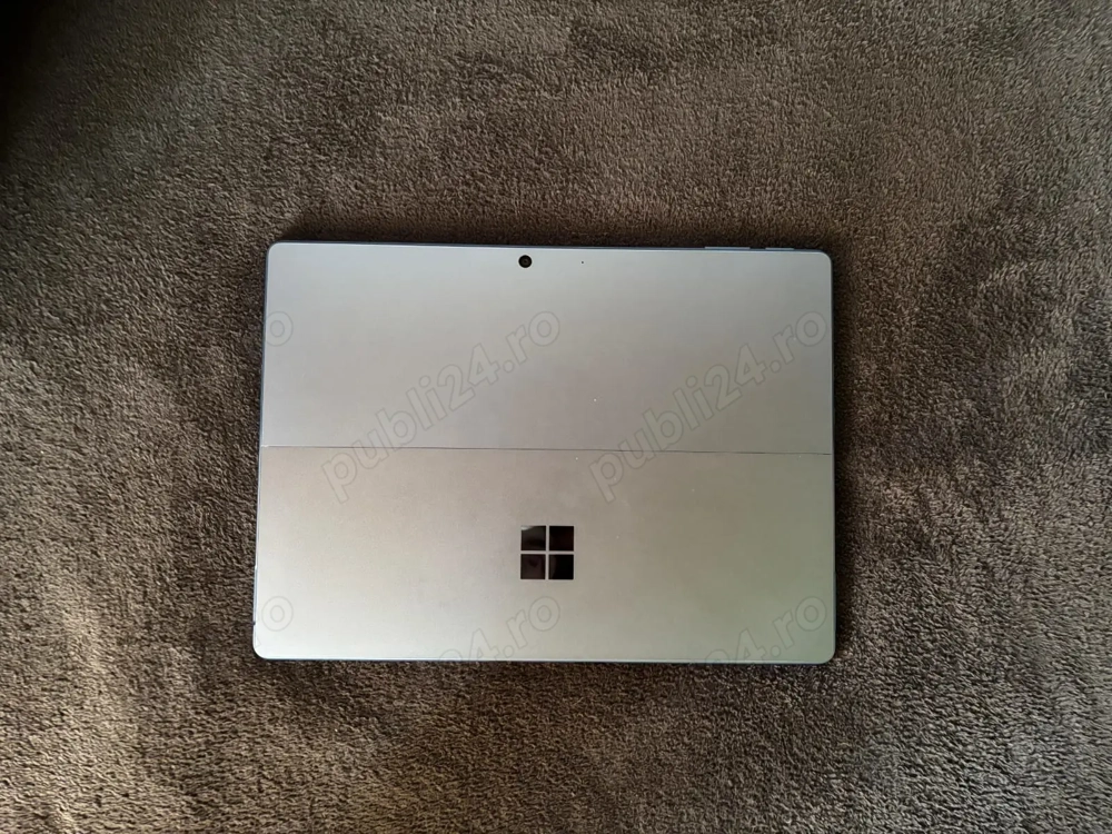 Vand laptop Microsoft Surface Pro 9 