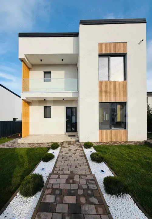 Casa 4 camere, 114 mp utili, zona Miroslava